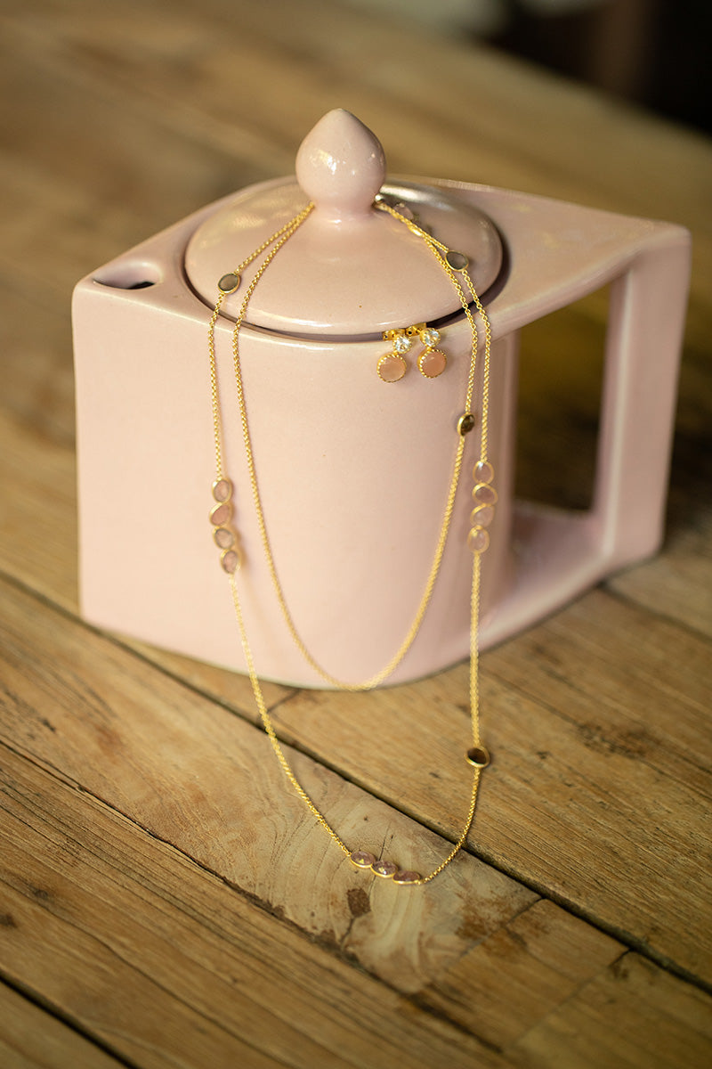 Assia 18K gerecycled fijn goud vergulde aardbeienkwarts ketting