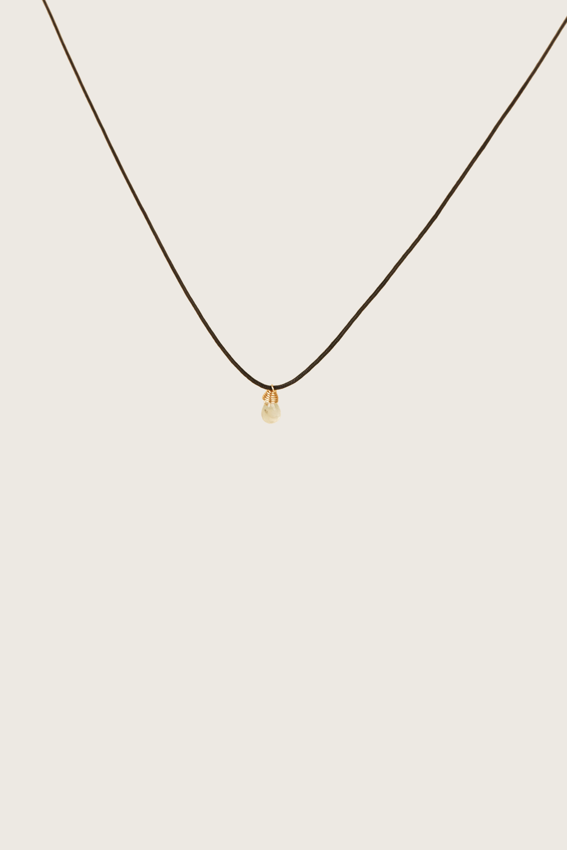 Sirig 14K Gold Inlay Grey String / Rainbow Moonstone Pendant Necklace