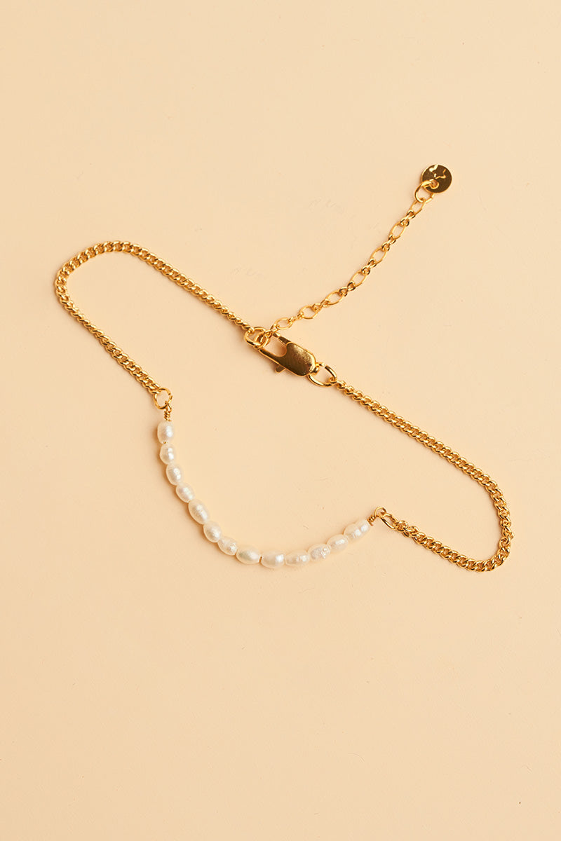 Mutiara 14K Gold Inlay Freshwater Pearl Bracelet