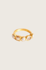 Jasni 18K gerecycled fijn goud vergulde ring met witte parel / heldere kwarts